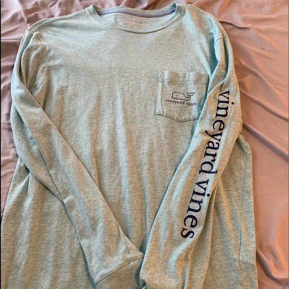 Vineyard vines long sleeve - Picture 1 of 2